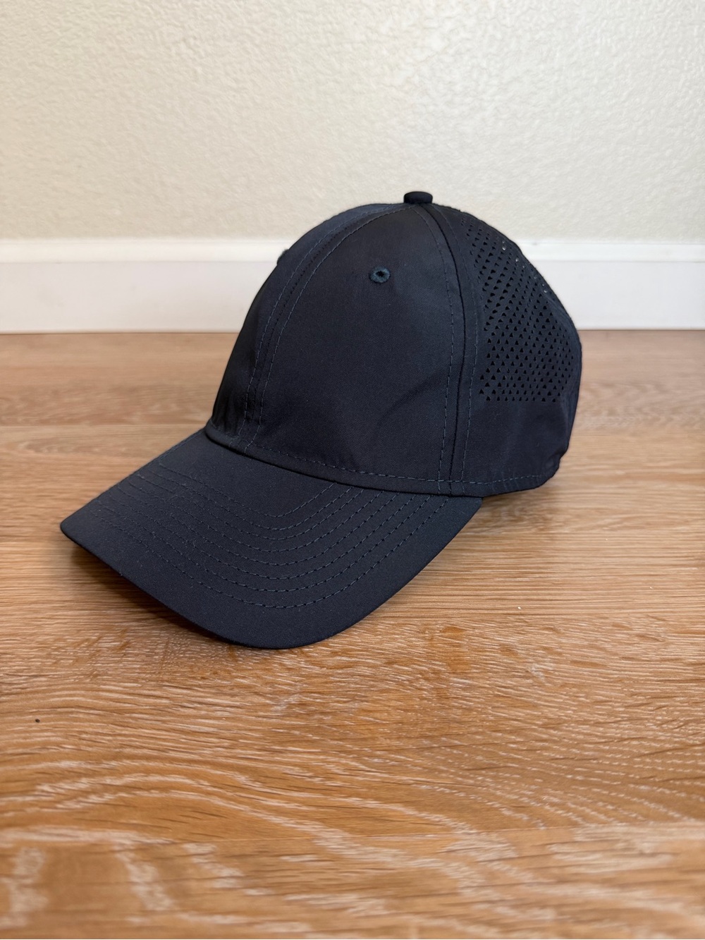 NWOT New Era 9Forty Dark Blue Nylon Adjustable Strapback Cap Hat, OS